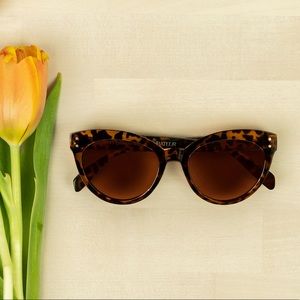 WYLDE Tortoise Shell Sunglasses by Saint Owen x CURATEUR